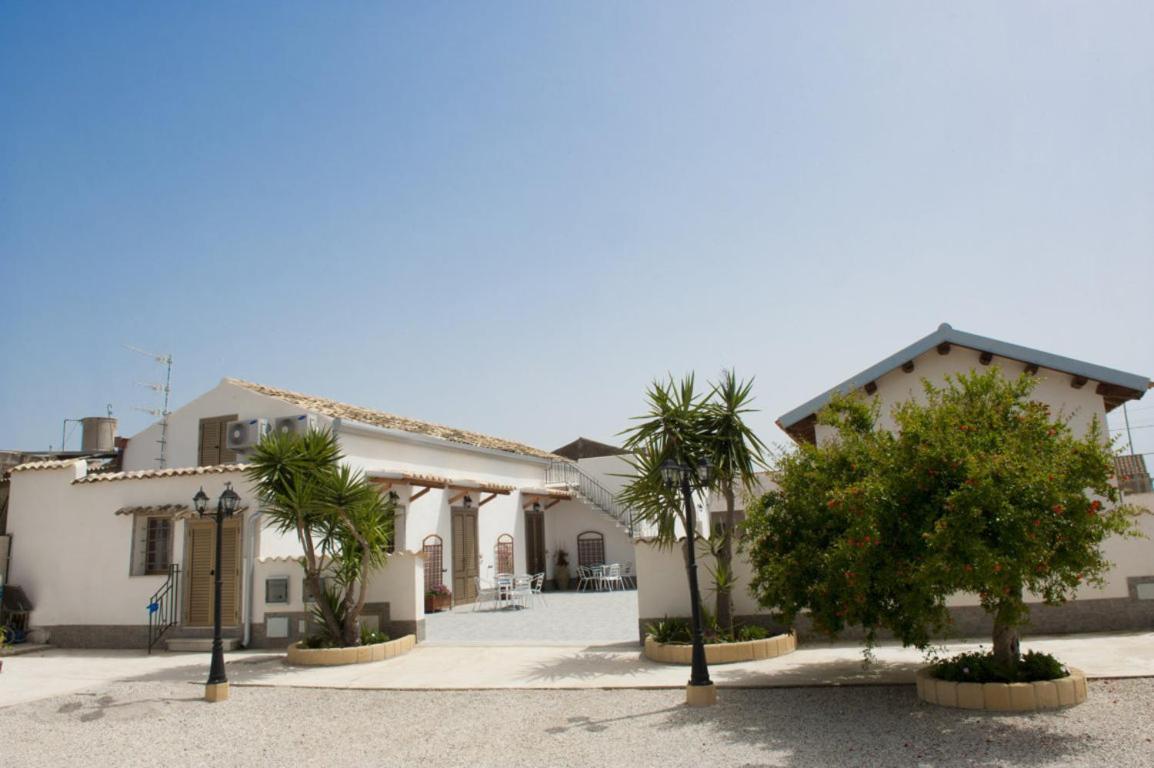 Locogrande B&B Il Baglio מראה חיצוני תמונה
