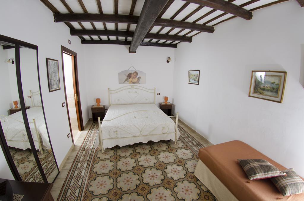 Locogrande B&B Il Baglio חדר תמונה