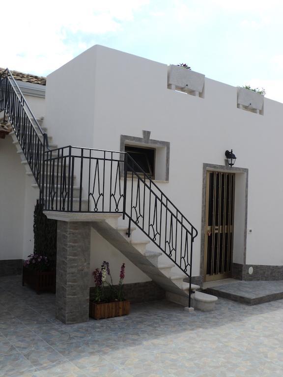 Locogrande B&B Il Baglio מראה חיצוני תמונה