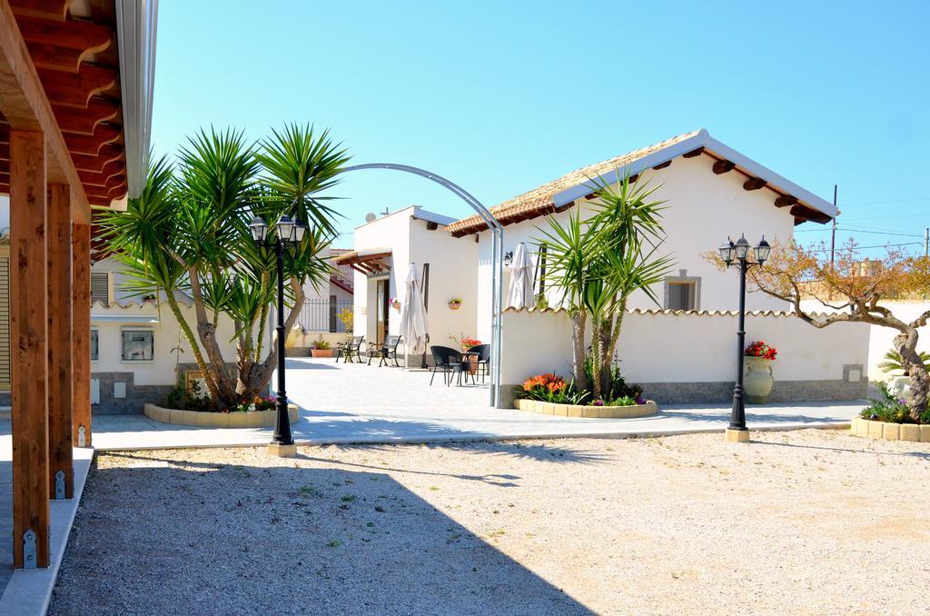 Locogrande B&B Il Baglio מראה חיצוני תמונה